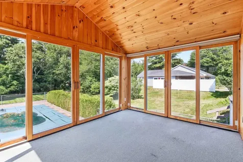 22 Whitehall Road Rochester NH 03867
