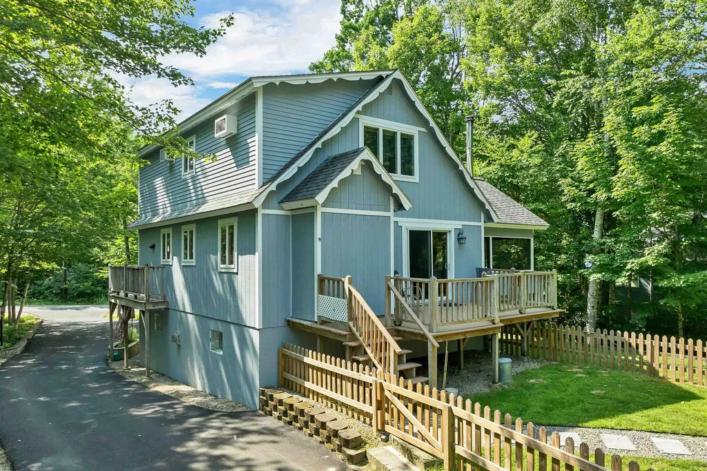 48 Paradise Drive Moultonborough NH 03254