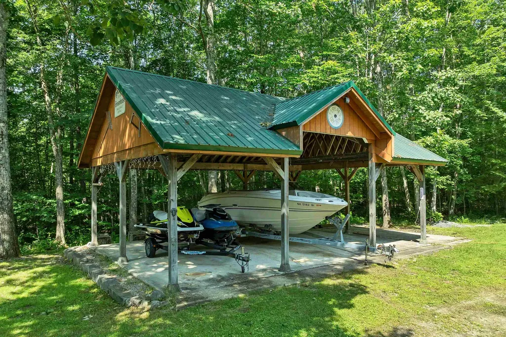 48 Paradise Drive Moultonborough NH 03254