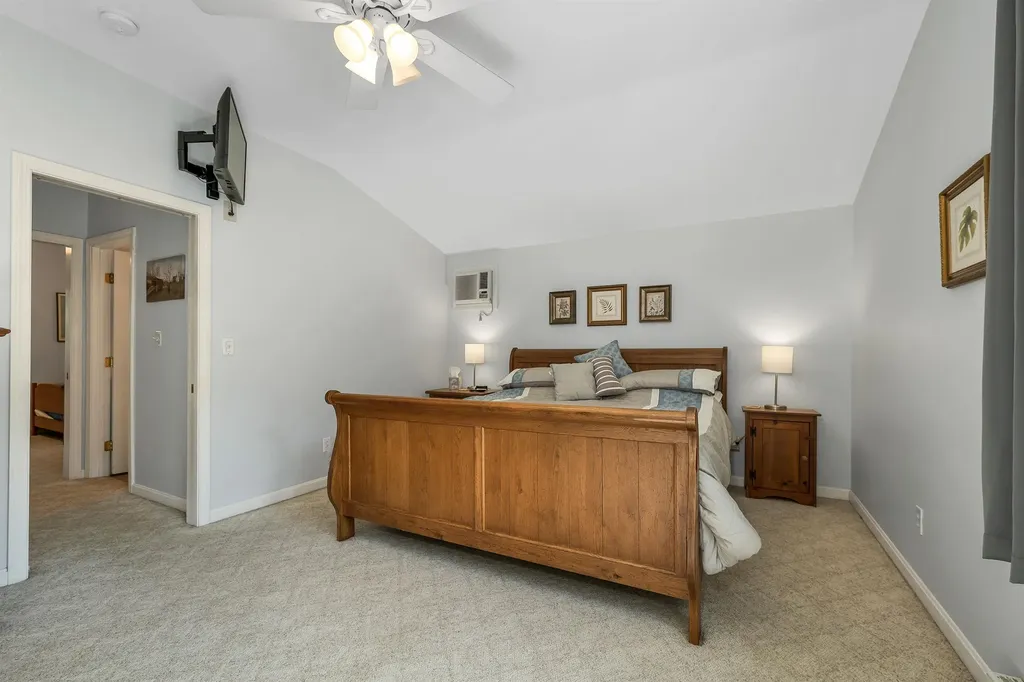 48 Paradise Drive Moultonborough NH 03254