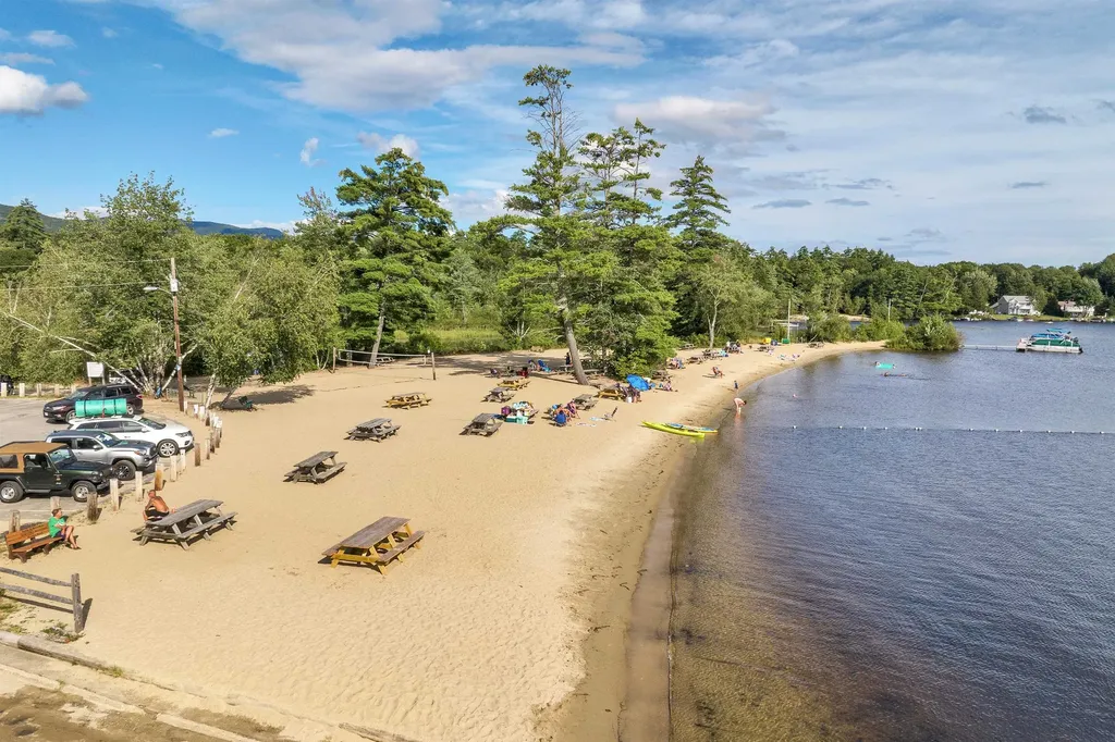 48 Paradise Drive Moultonborough NH 03254
