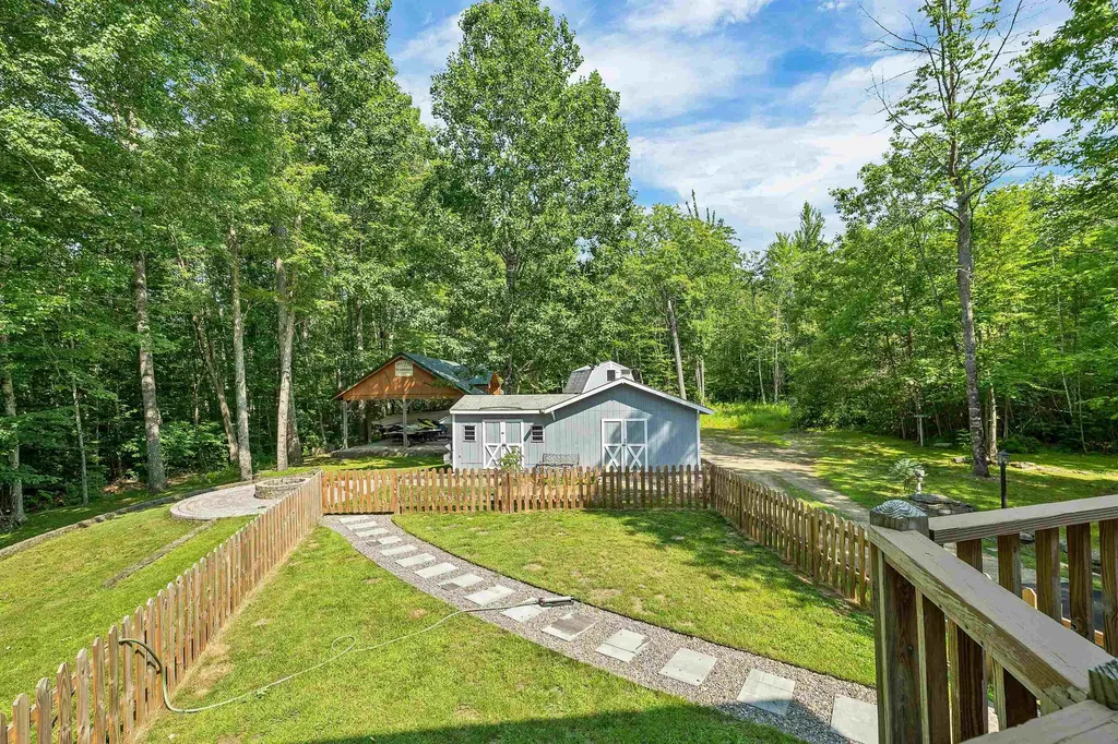 48 Paradise Drive Moultonborough NH 03254