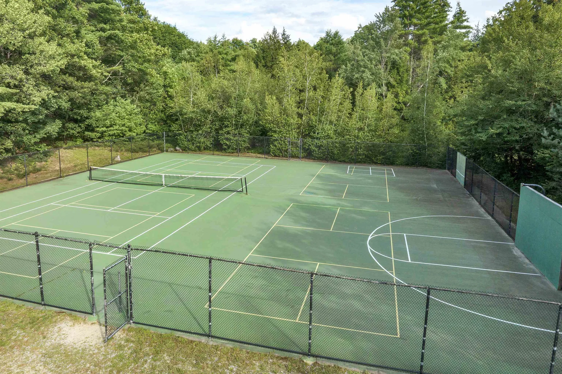 48 Paradise Drive Moultonborough NH 03254