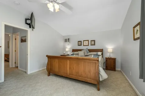 48 Paradise Drive Moultonborough NH 03254