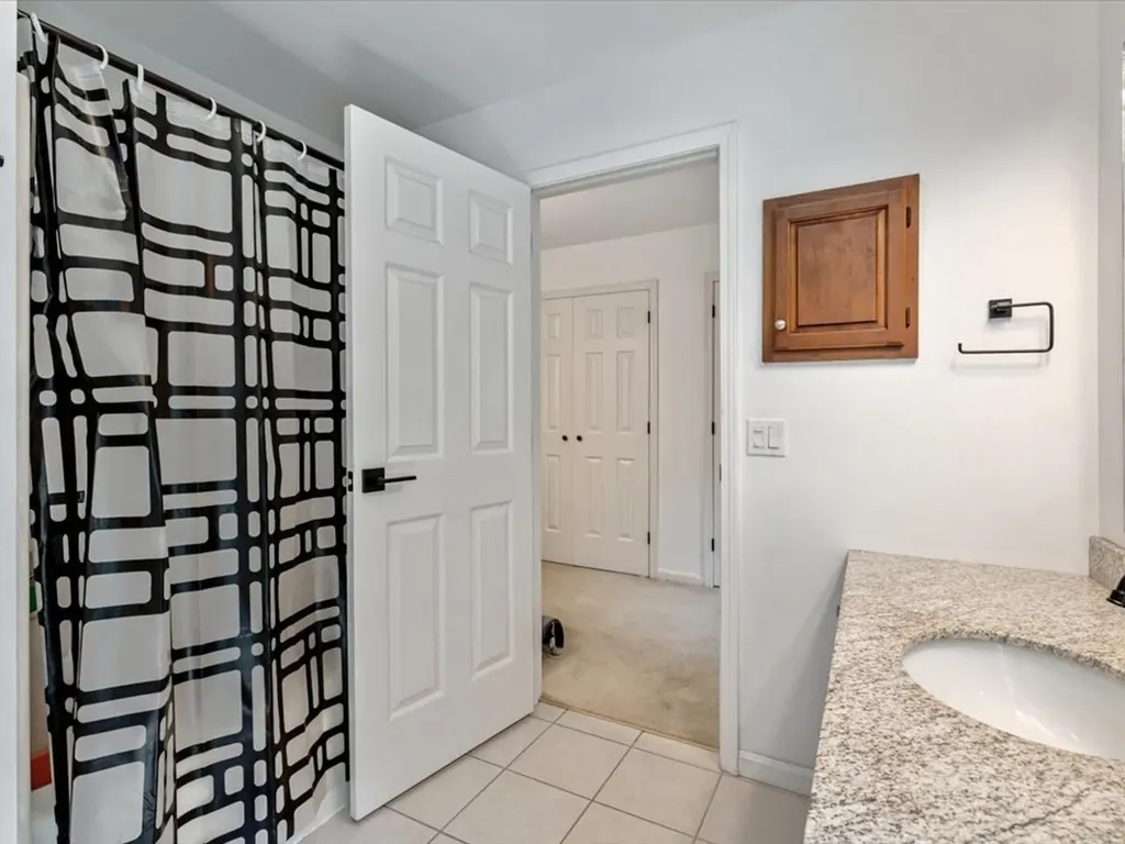 20 Hagan Drive Essex VT 05452