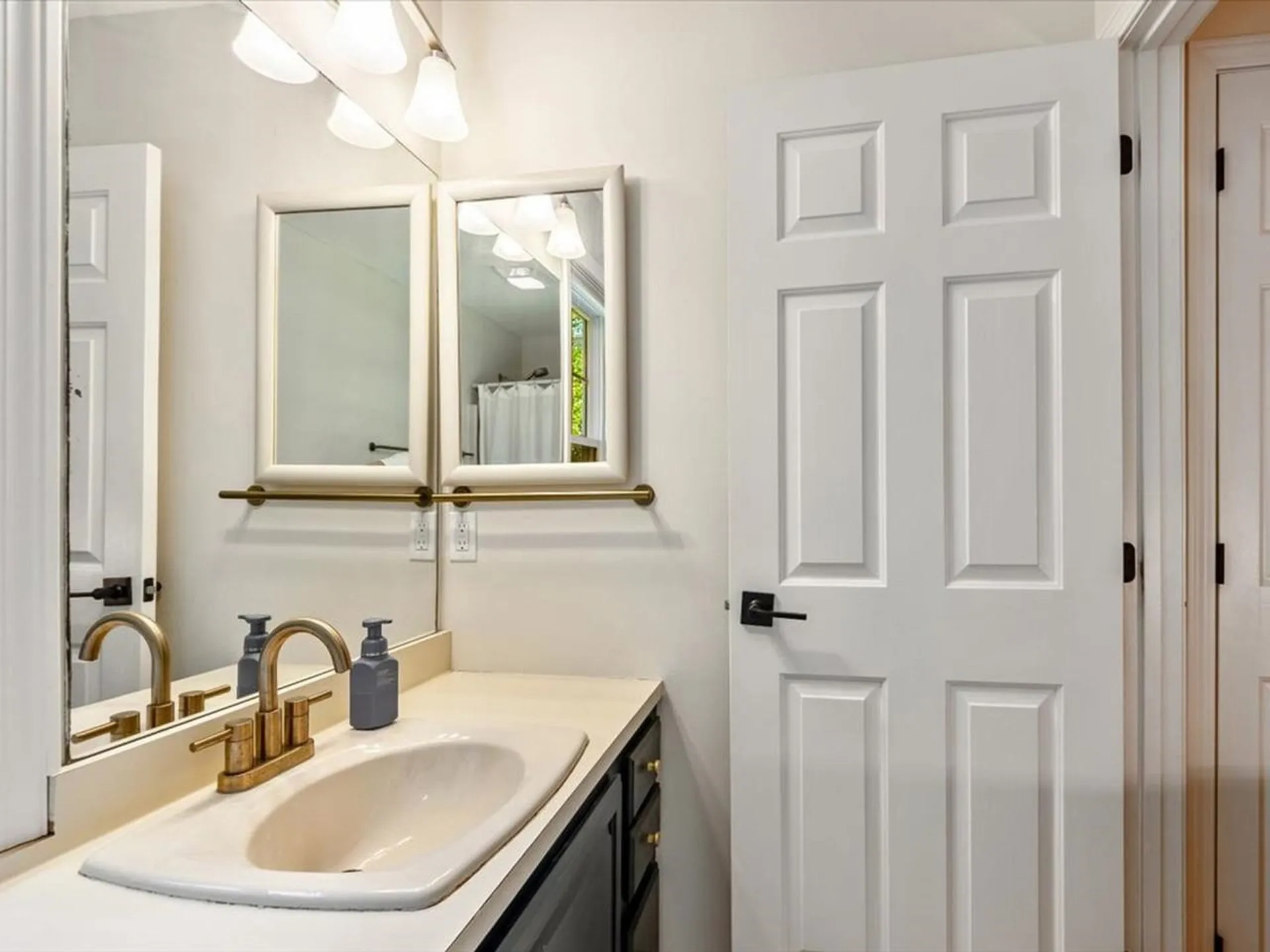 20 Hagan Drive Essex VT 05452