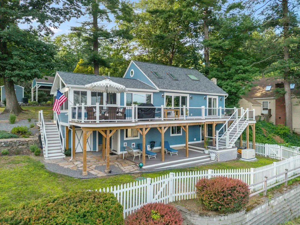 2 Fox Street Windham NH 03087