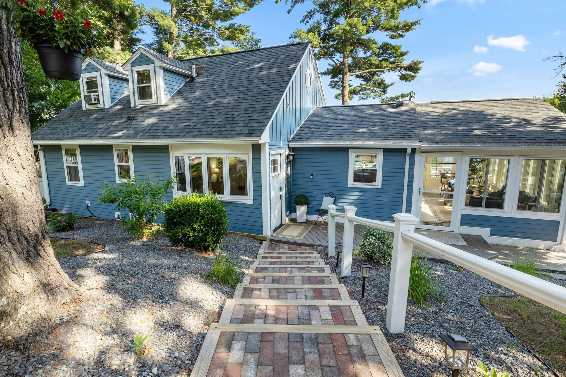 2 Fox Street Windham NH 03087