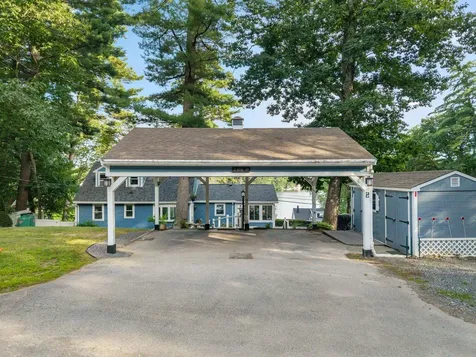 2 Fox Street Windham NH 03087