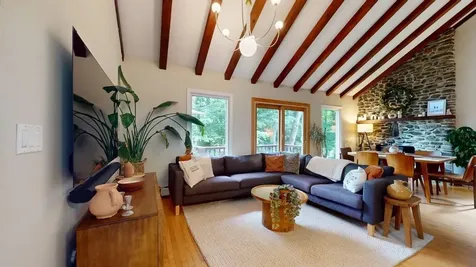 12 Hawk Ridge Underhill VT 05489