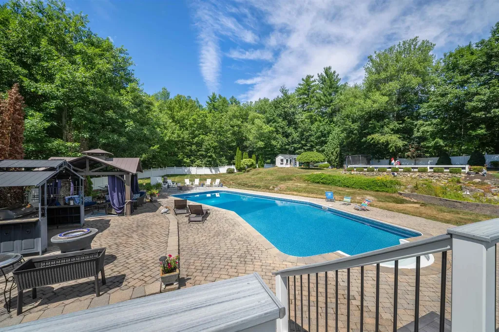 48 Cottonwood Drive Dover NH 03820