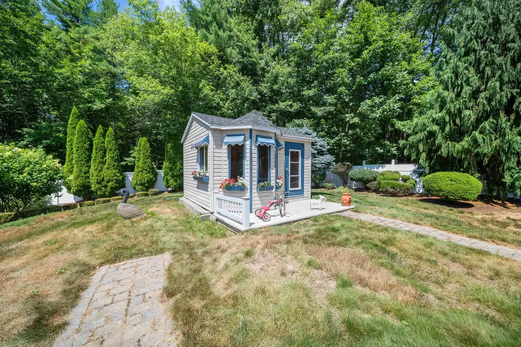 48 Cottonwood Drive Dover NH 03820