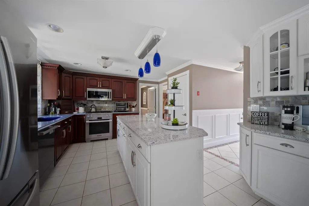 48 Cottonwood Drive Dover NH 03820
