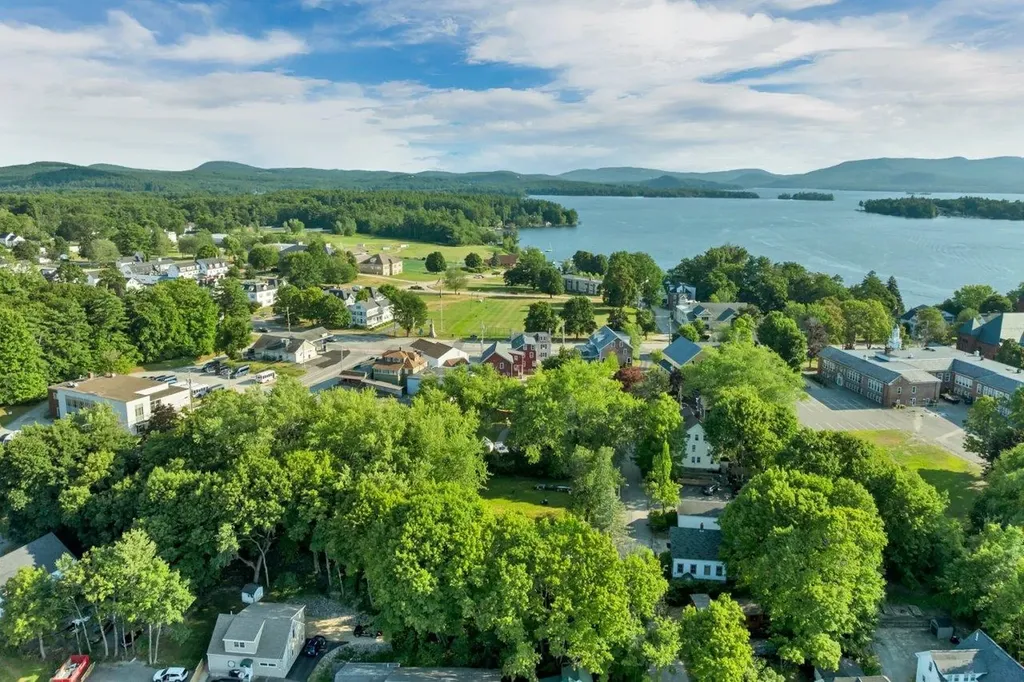 5 Brummitt Court Wolfeboro NH 03894