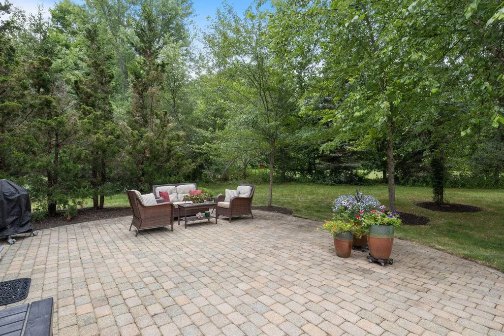 18 Haines Brook Farm Lane Greenland NH 03840