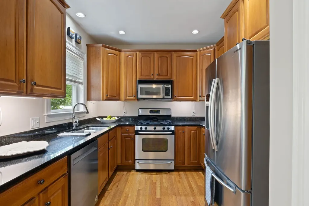 18 Haines Brook Farm Lane Greenland NH 03840