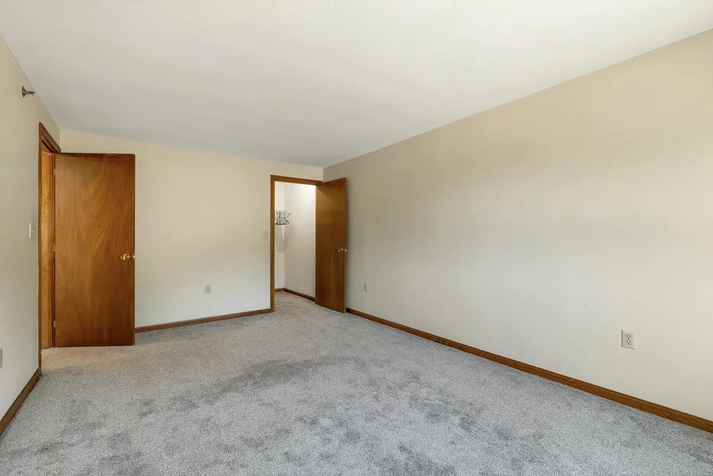28 Tideview Drive Dover NH 03820