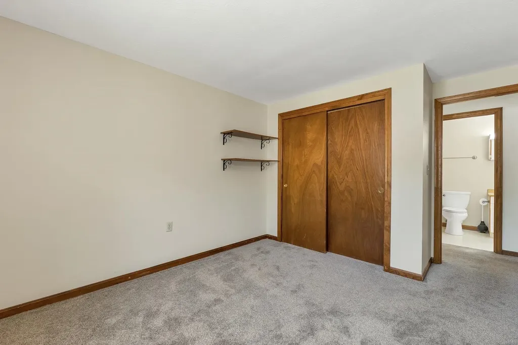28 Tideview Drive Dover NH 03820