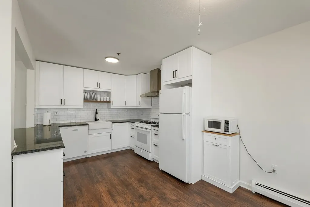 28 Tideview Drive Dover NH 03820