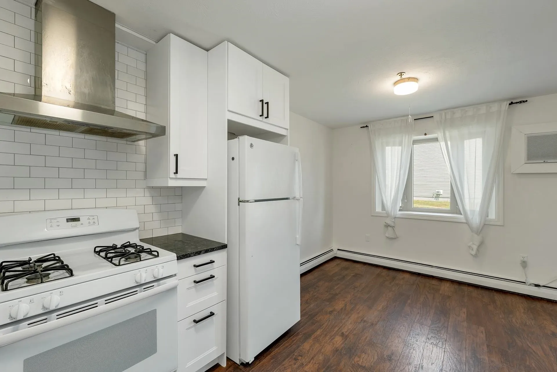 28 Tideview Drive Dover NH 03820