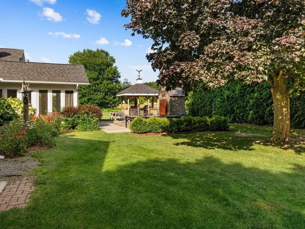 8 Green Meadow Acres Vergennes VT 05491