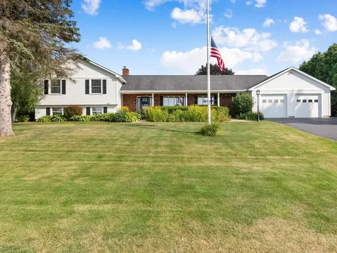 8 Green Meadow Acres Vergennes VT 05491
