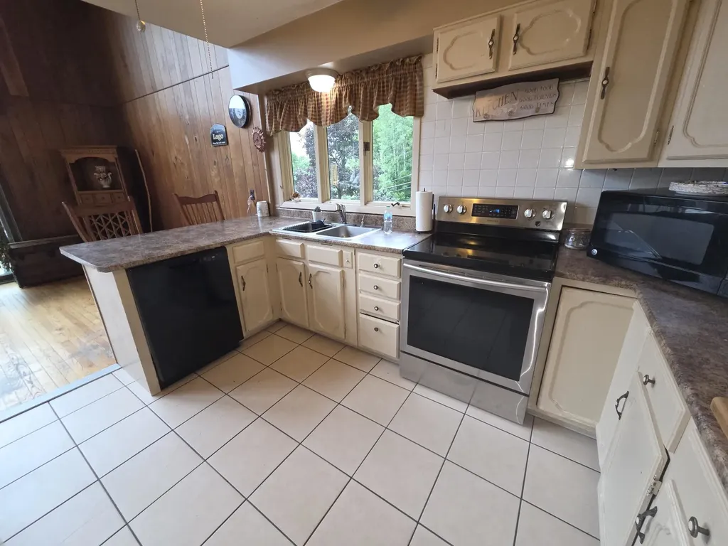 1137 Ridge Hill Drive Derby VT 05829