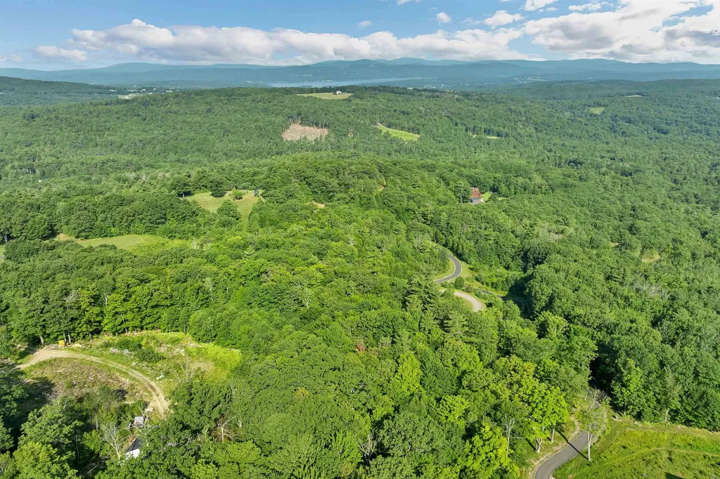 46 Marjories Walk Gilford NH 03249