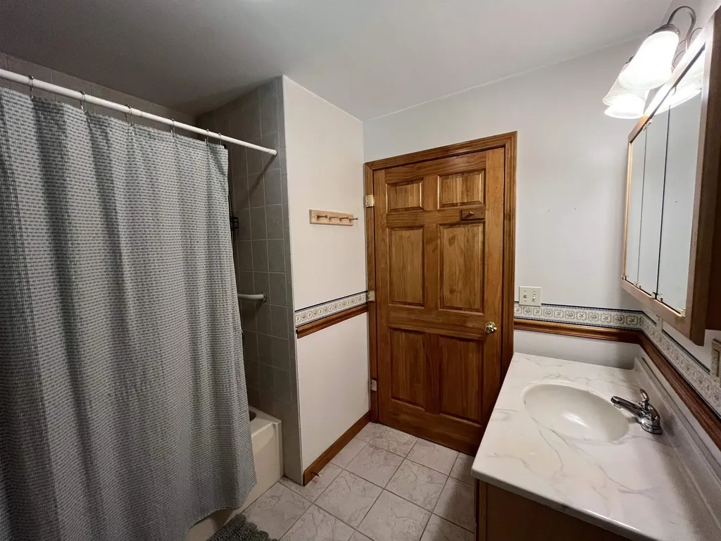 38 Thompson Road Newbury VT 05051