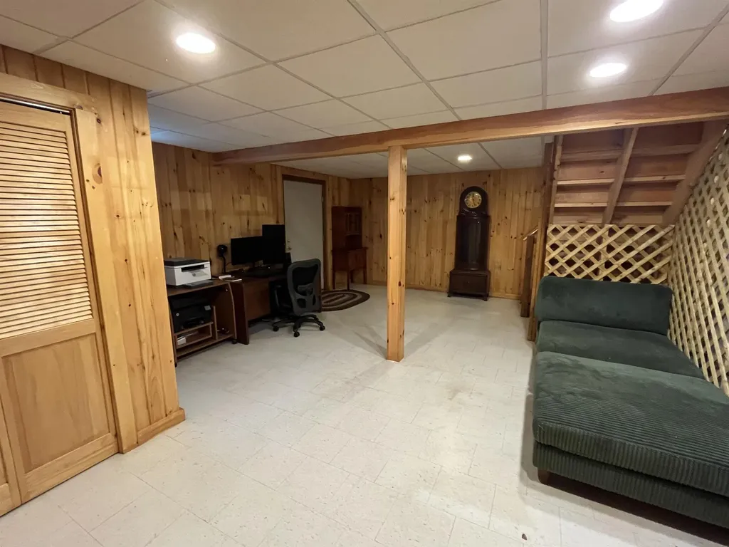 38 Thompson Road Newbury VT 05051