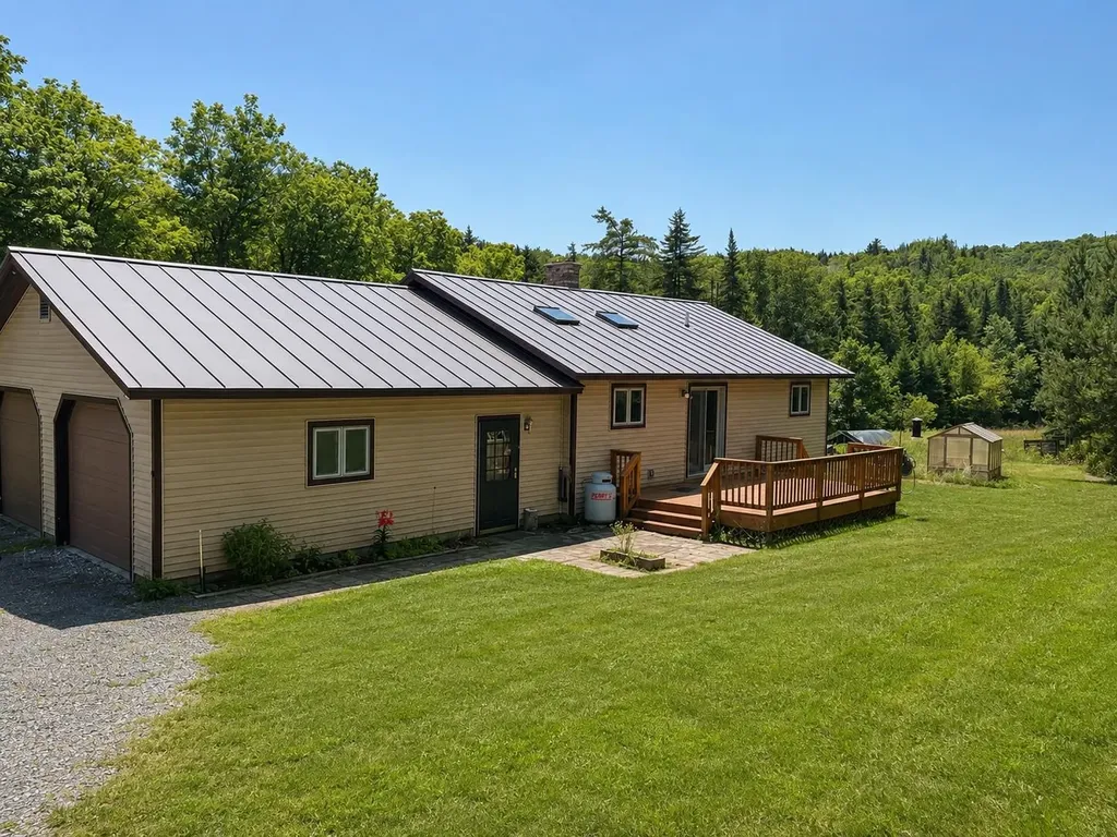 38 Thompson Road Newbury VT 05051