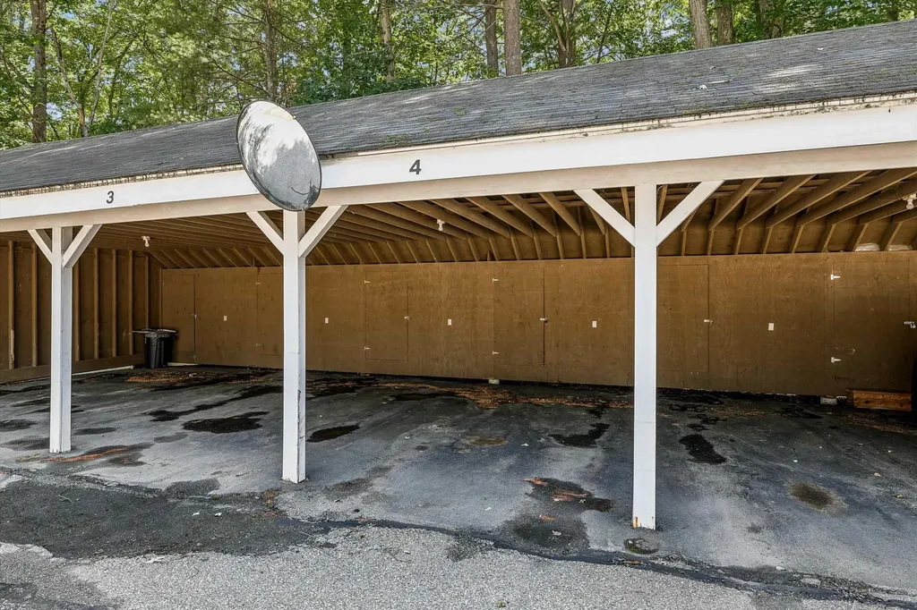 14 Northbrook Drive Manchester NH 03102