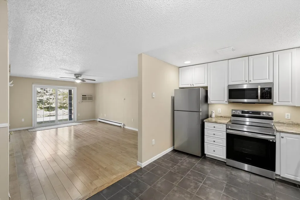14 Northbrook Drive Manchester NH 03102