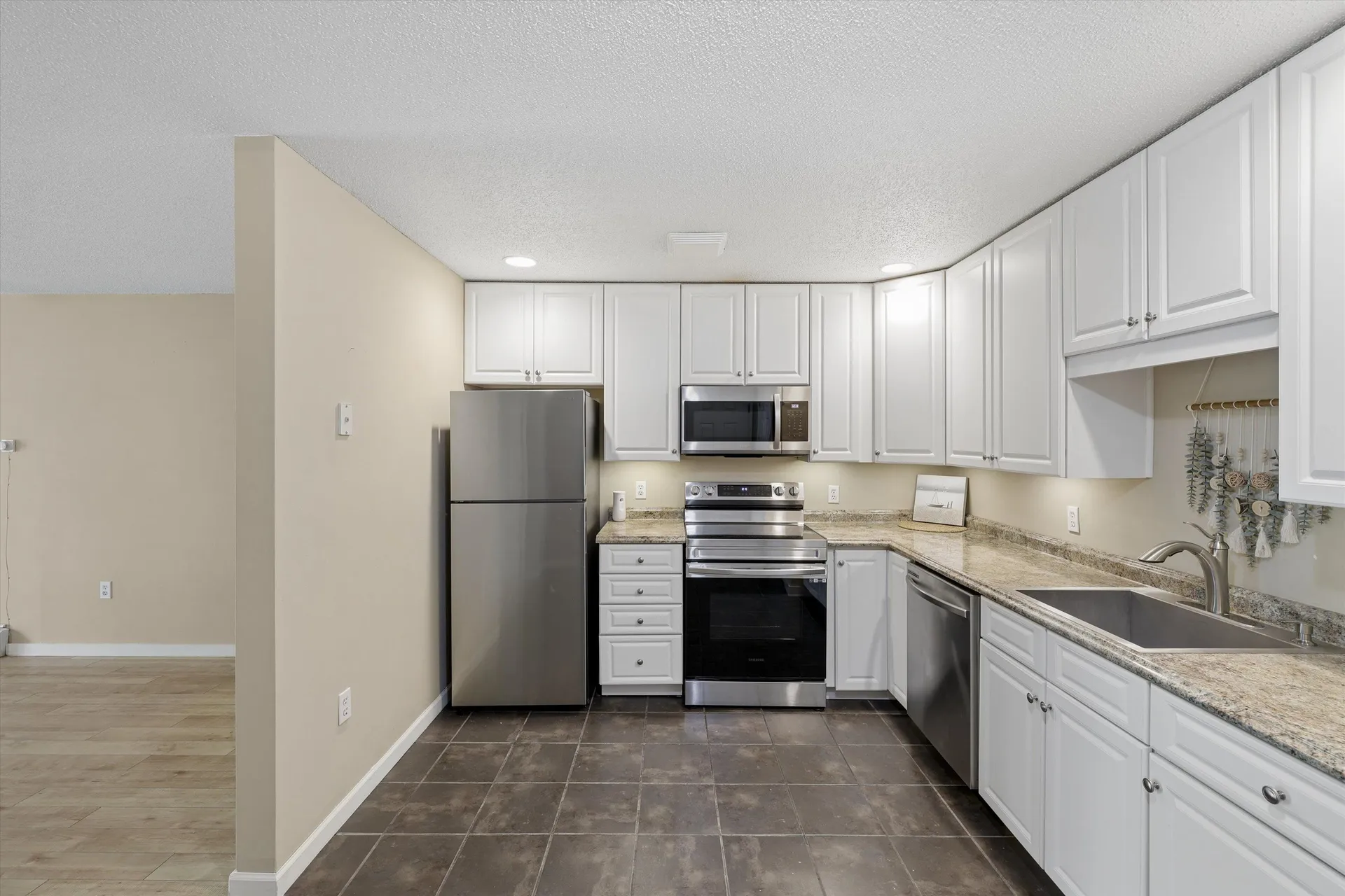 14 Northbrook Drive Manchester NH 03102