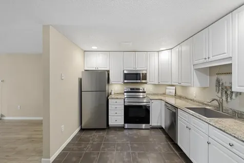 14 Northbrook Drive Manchester NH 03102