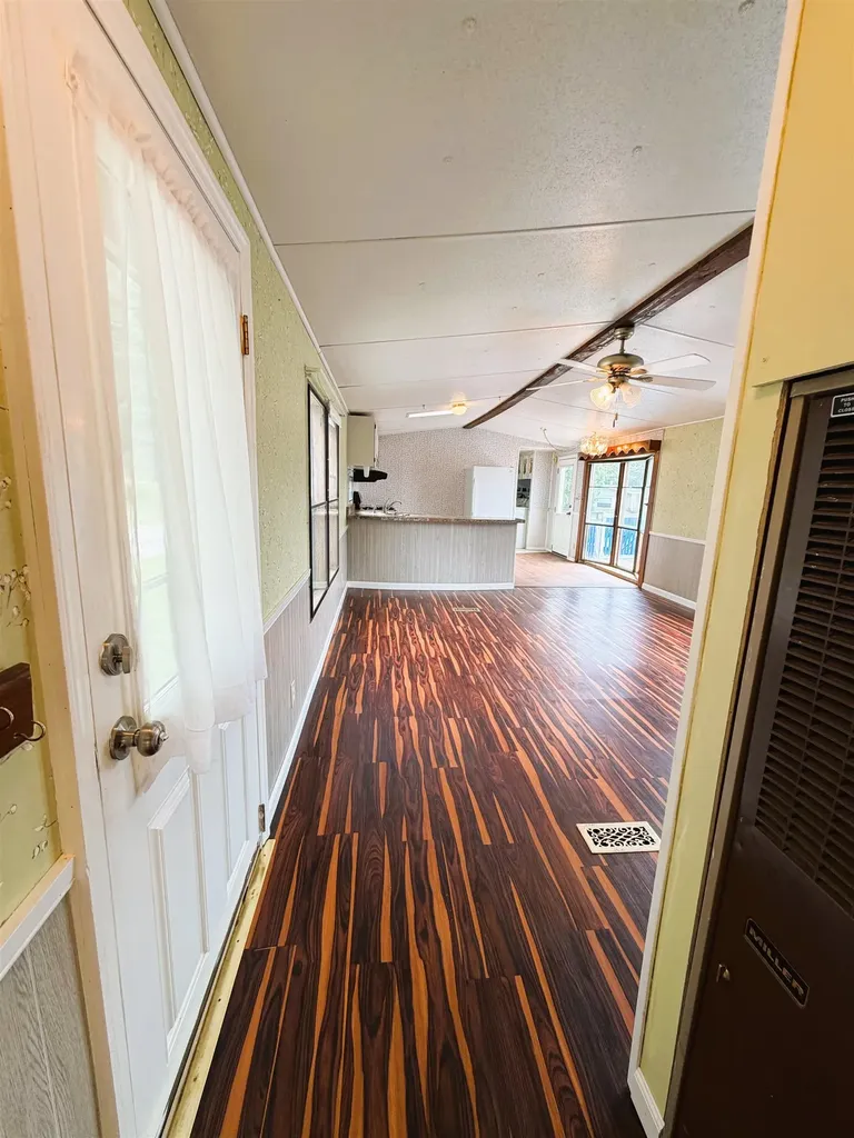 8 Hilltop Manor Mobile Home Park Littleton NH 03561