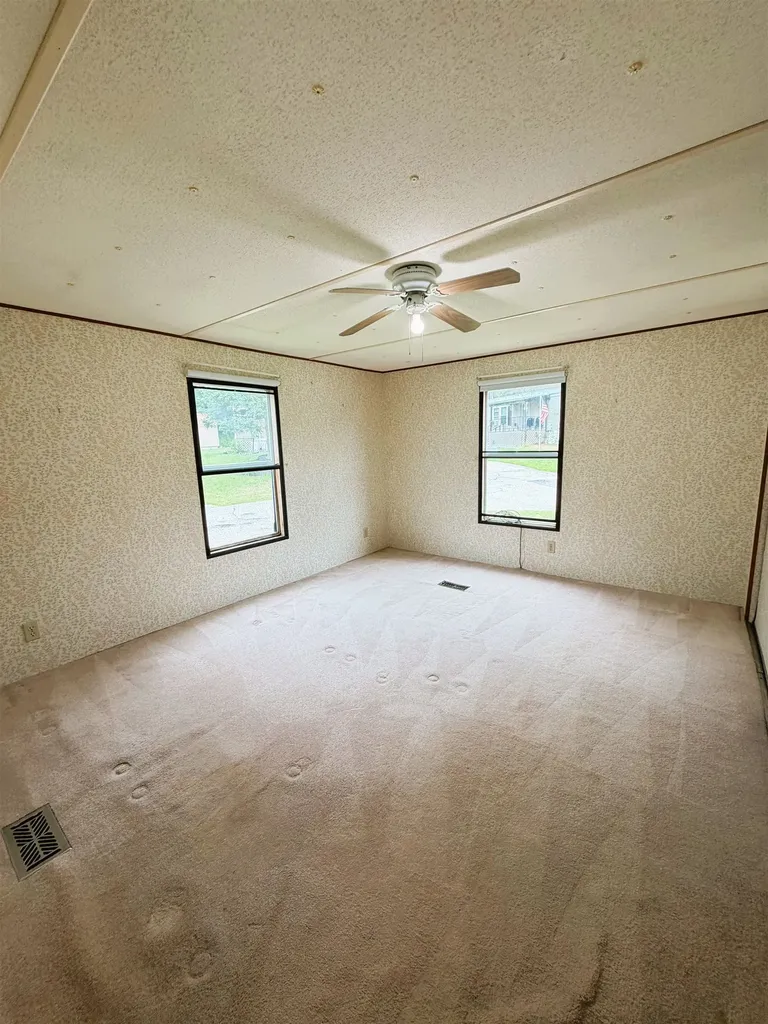 8 Hilltop Manor Mobile Home Park Littleton NH 03561