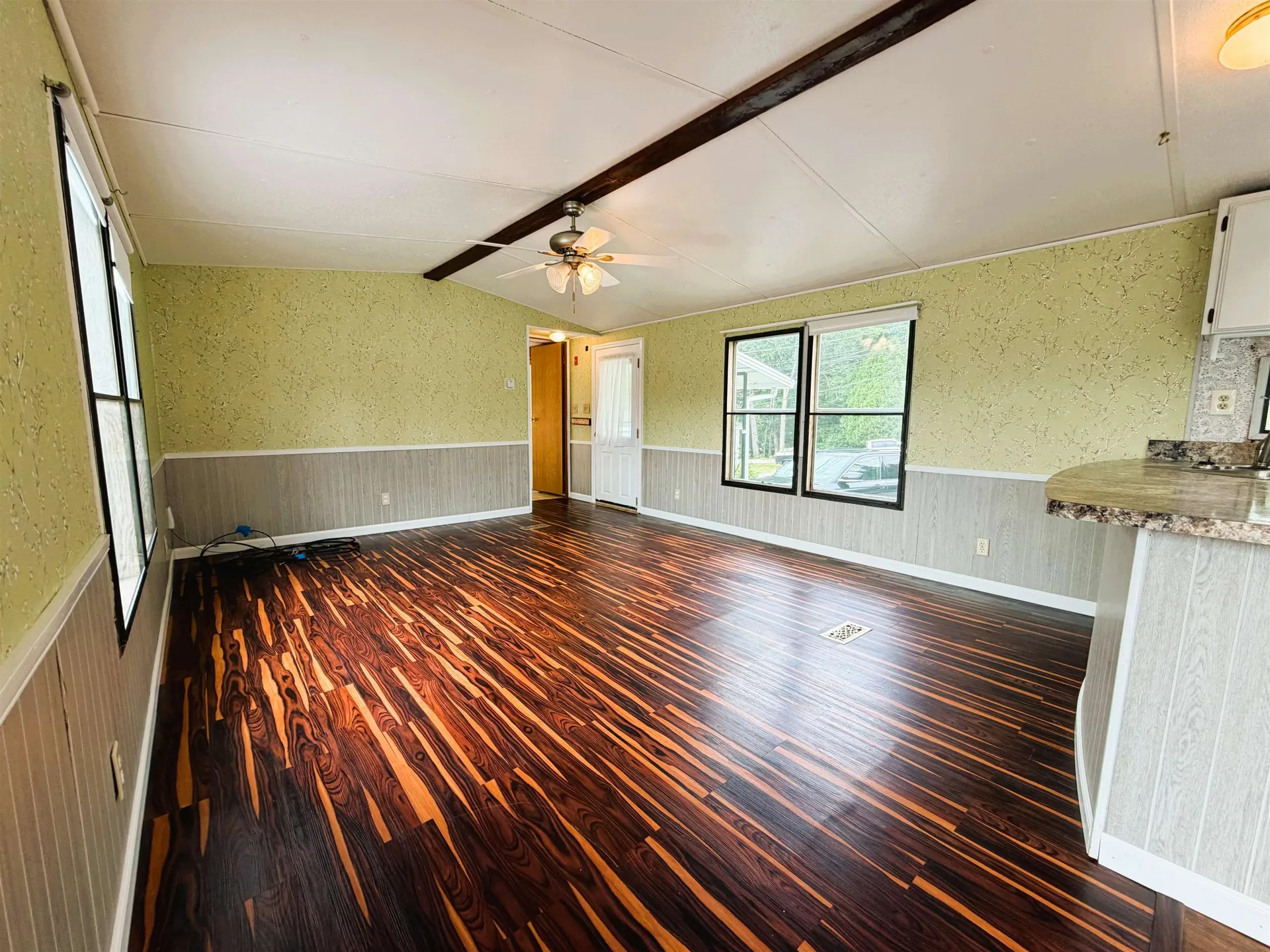 8 Hilltop Manor Mobile Home Park Littleton NH 03561