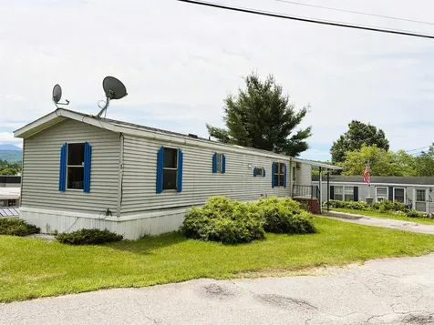 8 Hilltop Manor Mobile Home Park Littleton NH 03561