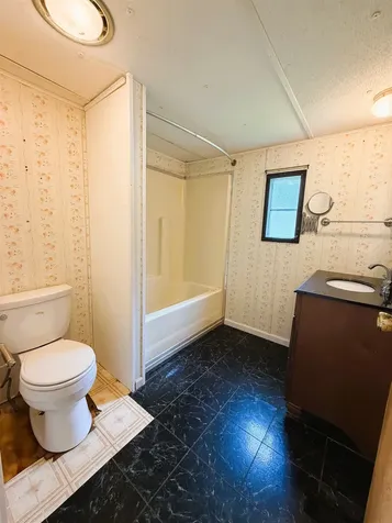 8 Hilltop Manor Mobile Home Park Littleton NH 03561
