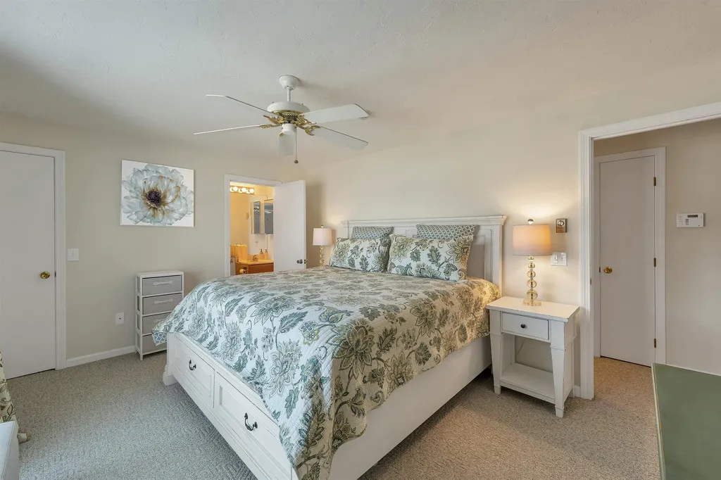60 Weirs Road Gilford NH 03249