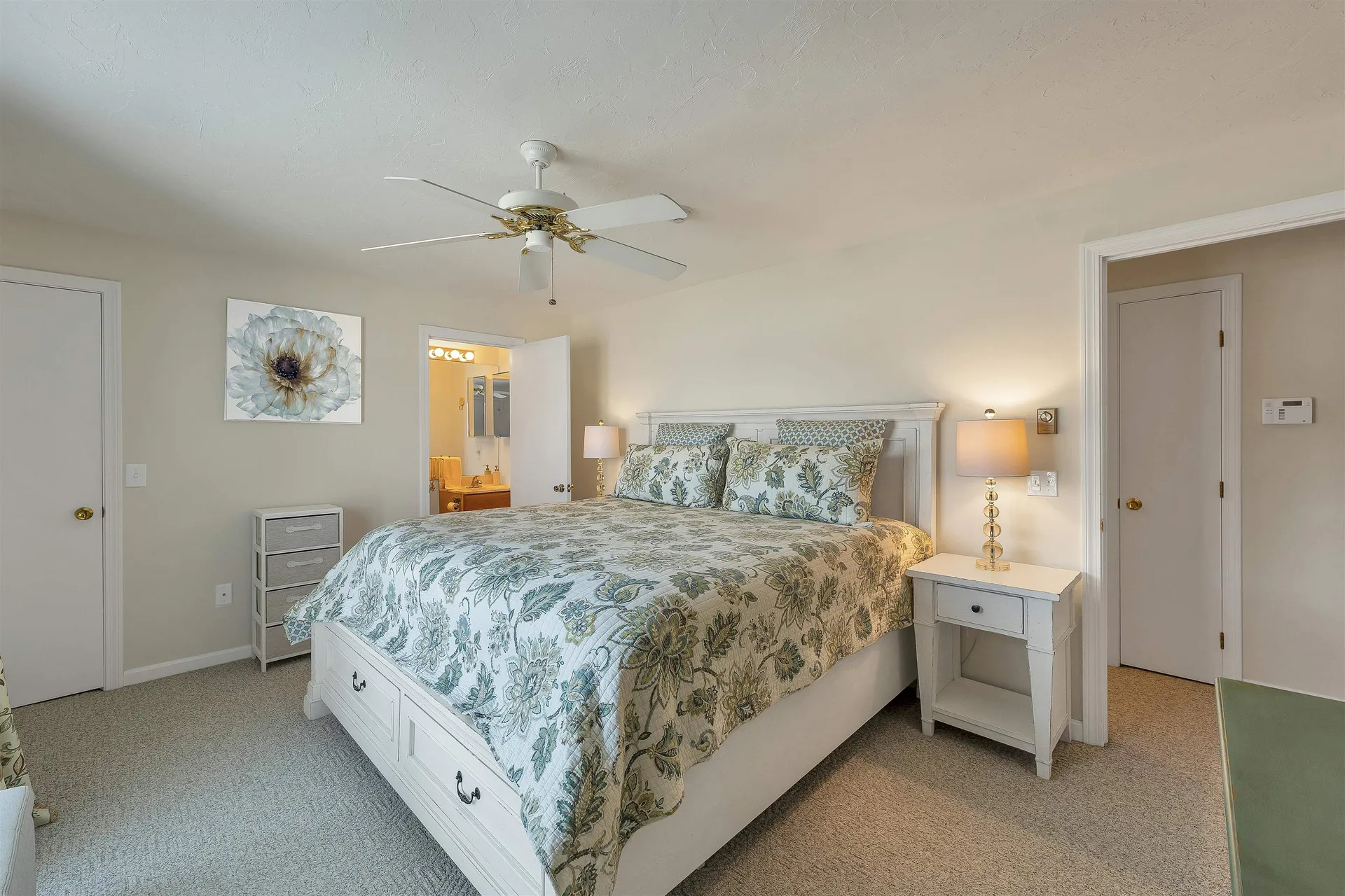 60 Weirs Road Gilford NH 03249