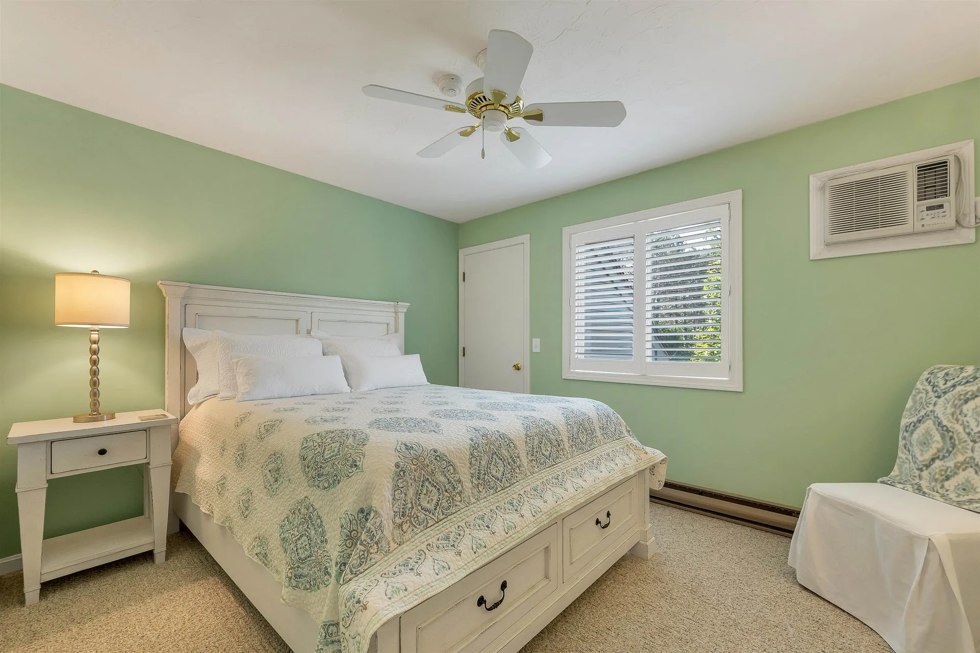 60 Weirs Road Gilford NH 03249