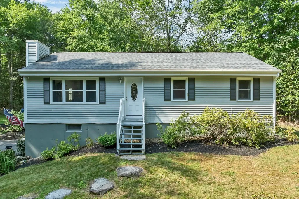 109 Beaver Road Strafford NH 03884