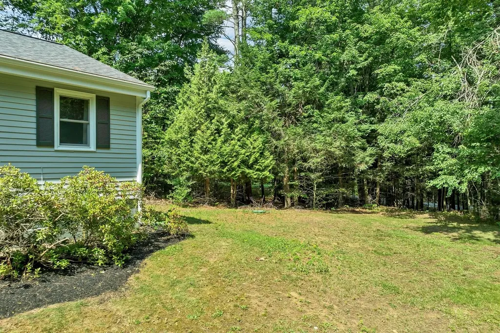 109 Beaver Road Strafford NH 03884