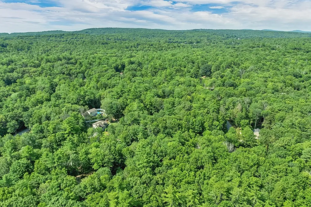 109 Beaver Road Strafford NH 03884