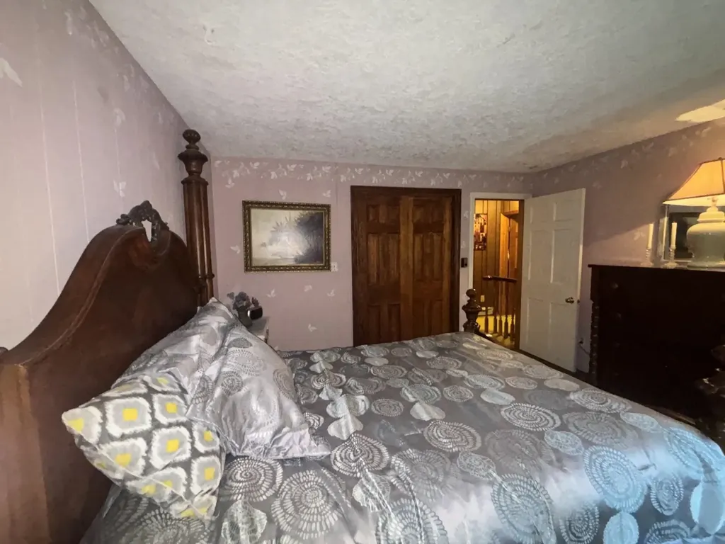 258 Redding Lane Moultonborough NH 03254