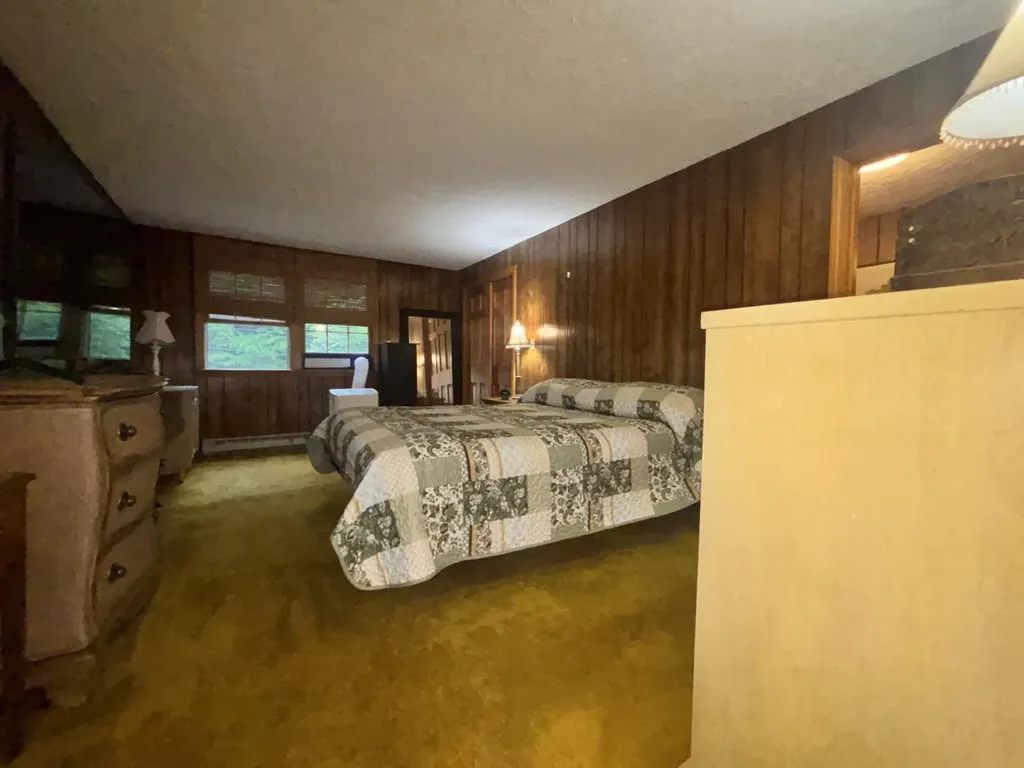 258 Redding Lane Moultonborough NH 03254