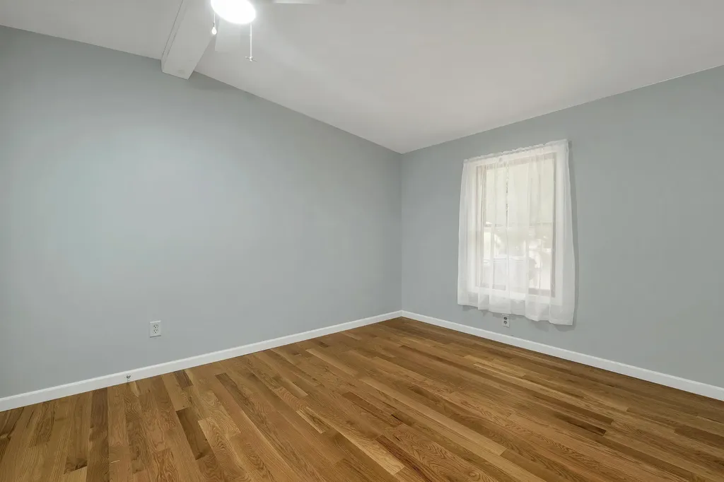 36 Highland Street Hudson NH 03051
