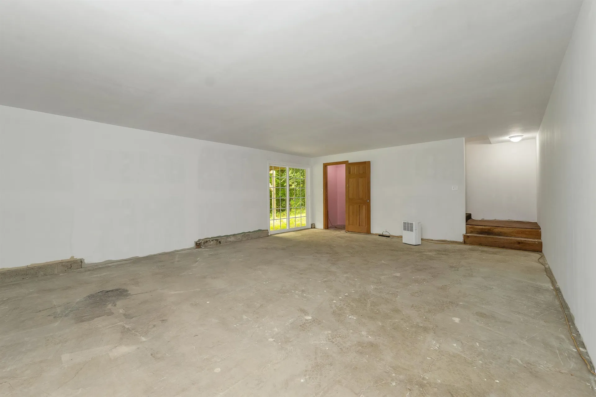 36 Highland Street Hudson NH 03051